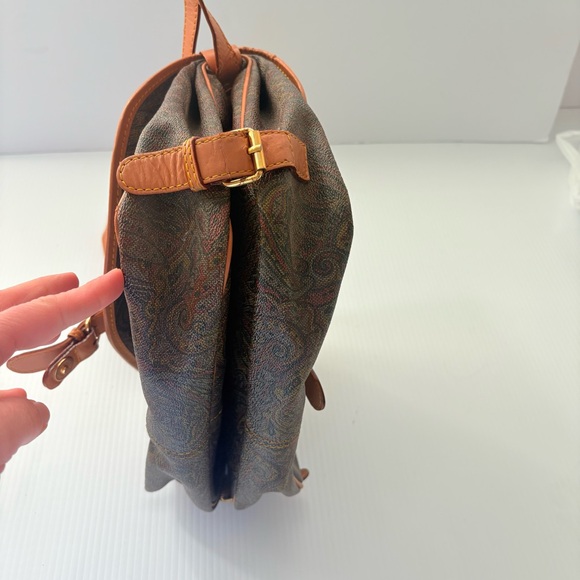 Vintage Longchamp Paisley Canvas Leather Messenger Bag Crossbody Satchel  Saddle - Picture 12 of 14